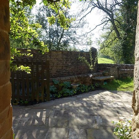 Shed End, In 18Th Century Lothersdale Mill Bd20 8En エクステリア 写真